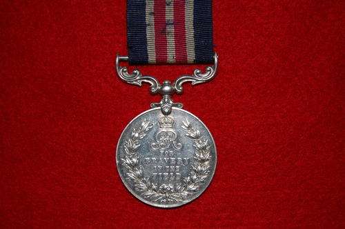 MILITARY MEDAL FOR BRAVERY IN THE FIELD