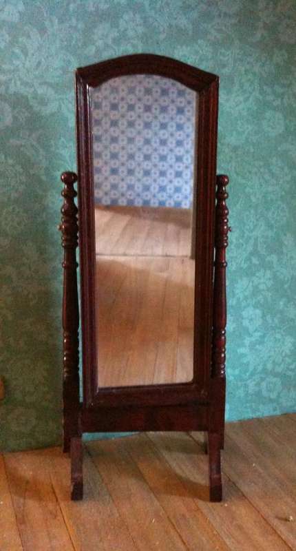 Miniatures - Swivel Dressing Mirror