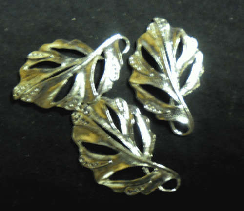 Nickle Leaf Charm, 43mm x 26mm - Pack of 5.