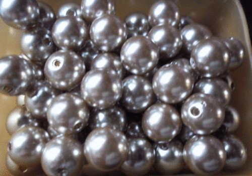 Acrylic Cappuccino Pearls, 10mm - Pack of 25.