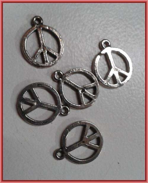 Metal Charm, 15mm x 12mm - Pack of 10.