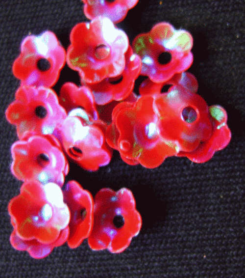 Fuschia Petal Sequins, 6mm - Pack of 100.