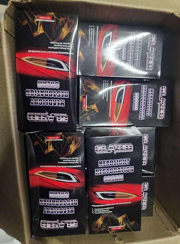 Headlight Restoration Cream ** 1 bid for 6 units ** Worth over R750 **