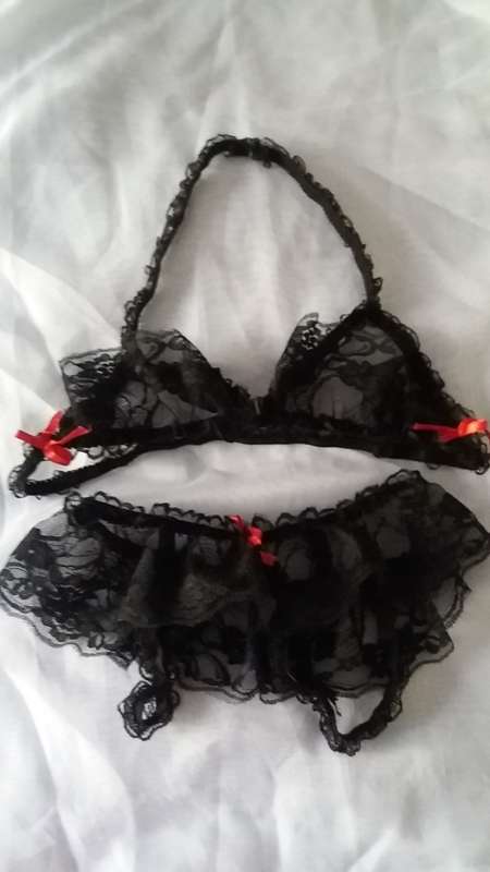 Black lace bra and panty with red bows  -S