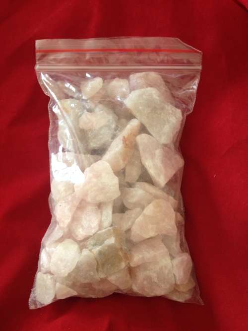 500gr + Rose Quartz Pieces