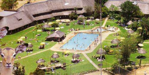 Christmas@Dikhololo 19-26 Dec 2014 6 sleeper to rent