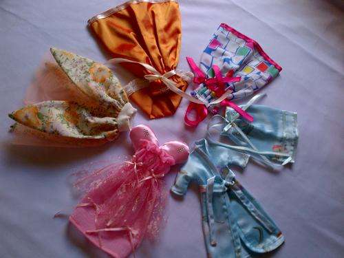 BARBIE DOLL CLOTHING PACK