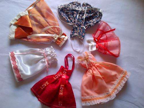 BARBIE DOLL CLOTHING PACK