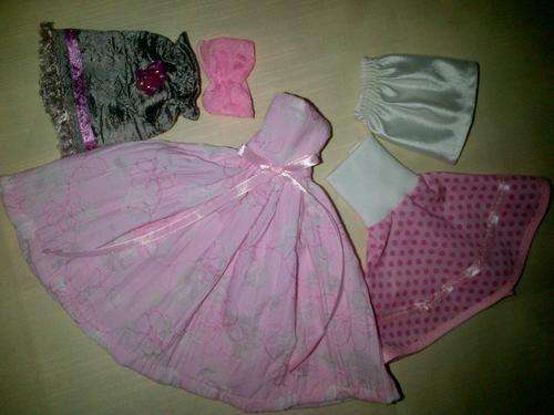 BARBIE DOLL OUTFITS