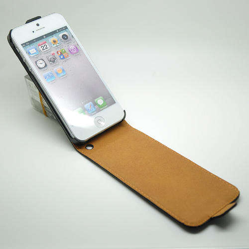 Iphone 5Leather pouch with FREE screen protector!