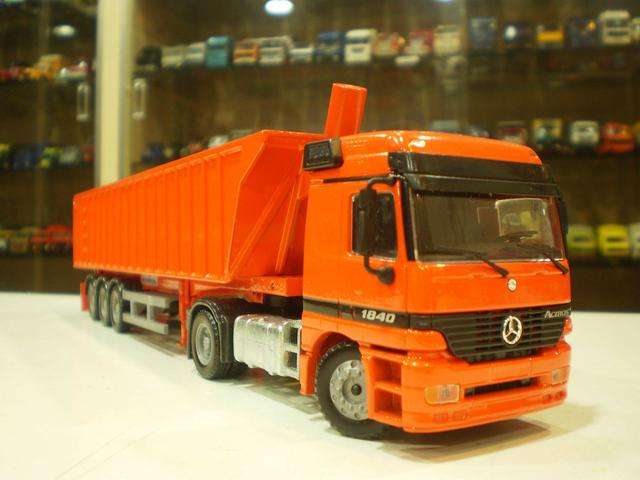 Mercedes Actros horse and tipper trailer - diecast model truck - 1:50 scale