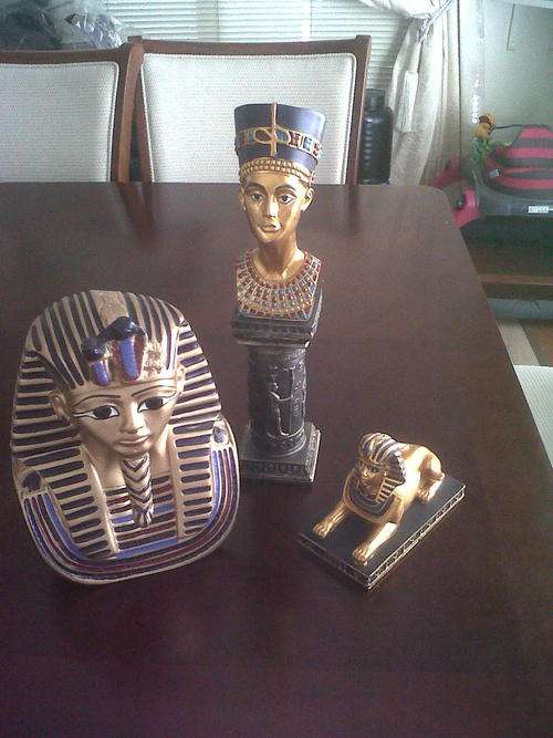 Egyptian Egypt  statues - Sphinx , Nefertiti , Tutankhamun