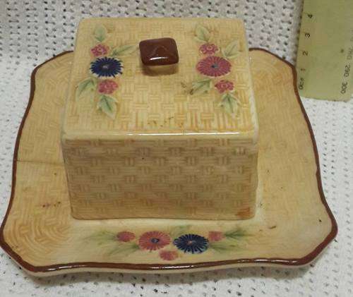 Butter dish