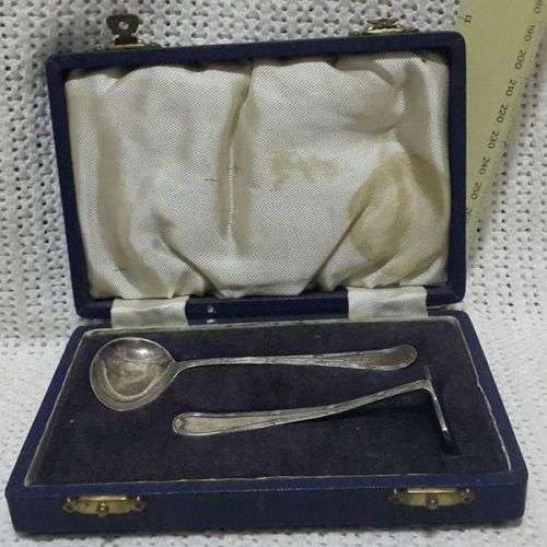 EPNS Plated spoon and pusher set Boxed