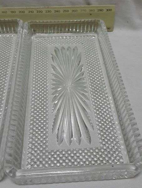 Beautiful glass dishes x 3