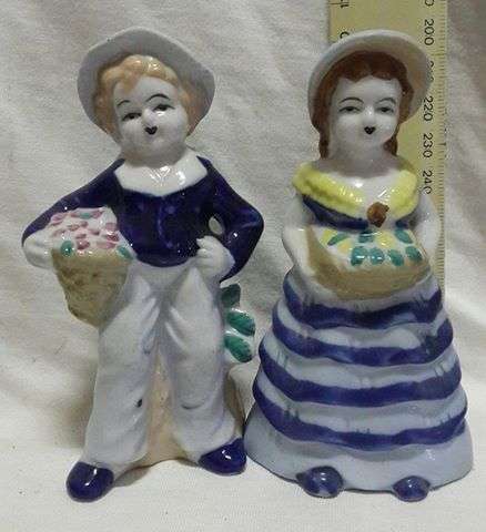 Beautiful set of ornaments!