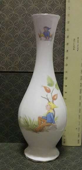 Pretty bud vase