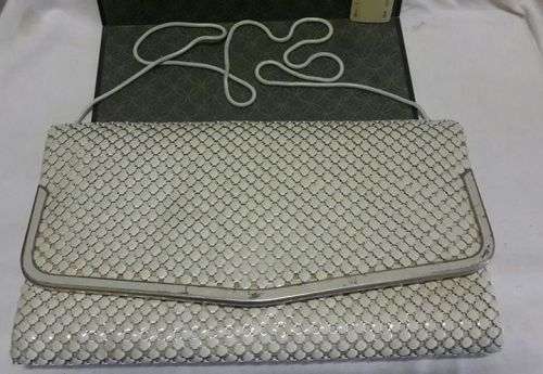 Vintage metal mesh handbag! WOW snake chain sling