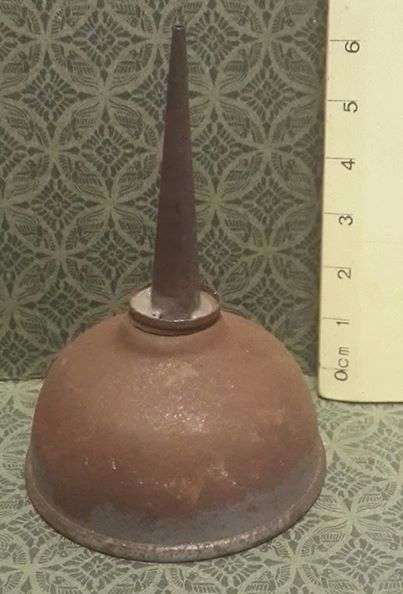 Vintage oil can!
