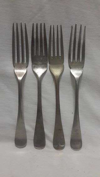 4x mismatch forks EPNS and 1 steel