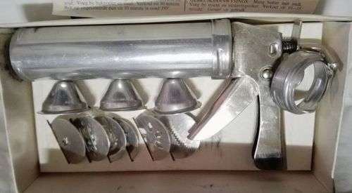 Biscuit gun - Boxed