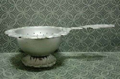 Tea strainer with bowl! EPNS