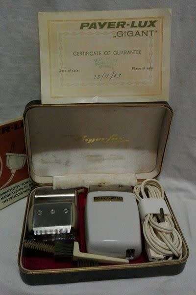 Vintage used Payer-Lux electrical shaver in original case - as per photo -working!