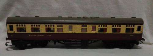 VINTAGE  COLLECTIBLES - Tri-ang train  restaurant carriage plastic