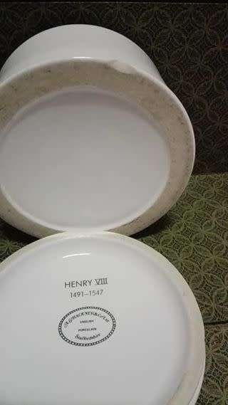 Vintage Henry VIII AG Hackney porcelain - note the chip