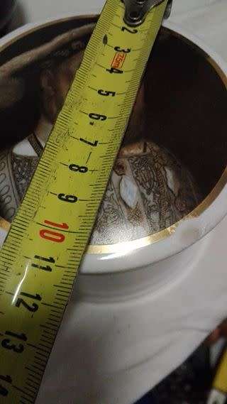 Vintage Henry VIII AG Hackney porcelain - note the chip