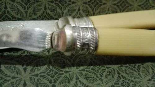 Lovely vintage EPNS silver cuffed Bone handles fish set