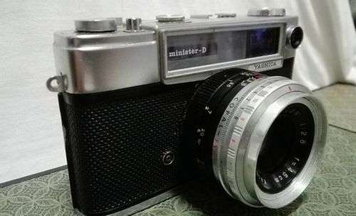 Vintage Yashica minister D 35mm camera