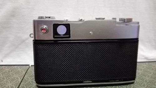 Vintage Yashica minister D 35mm camera