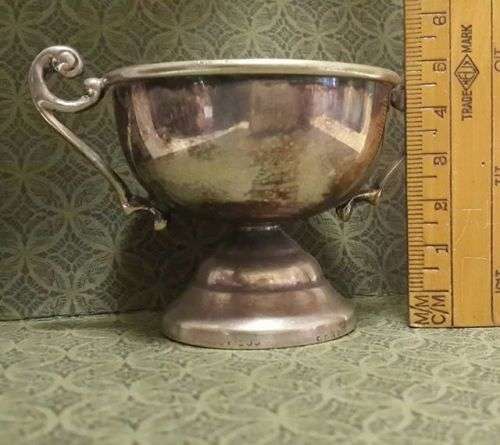 Small trophy