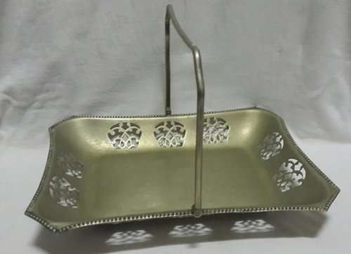 Fruit/snack basket with handle