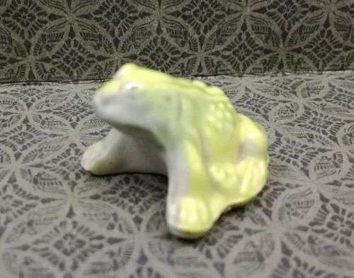 Wade Whimsie Frog
