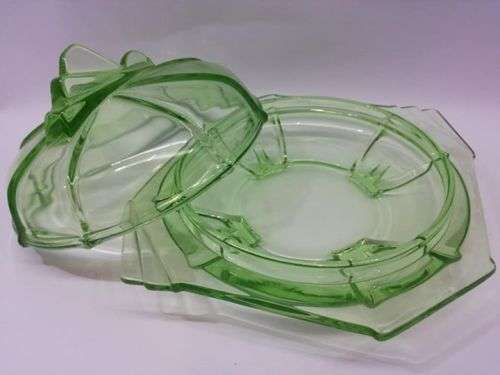 Art Deco green glass bowl!