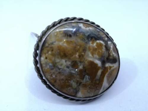 Gorgeous stone brooch! - Look!