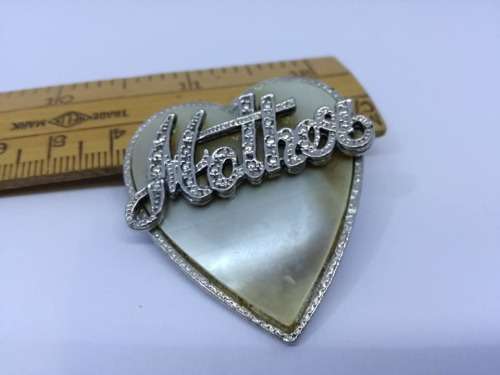 Lovely vintage Mother brooch- Look!