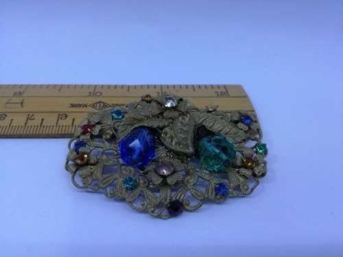 Lovely brooch!! - pretty!