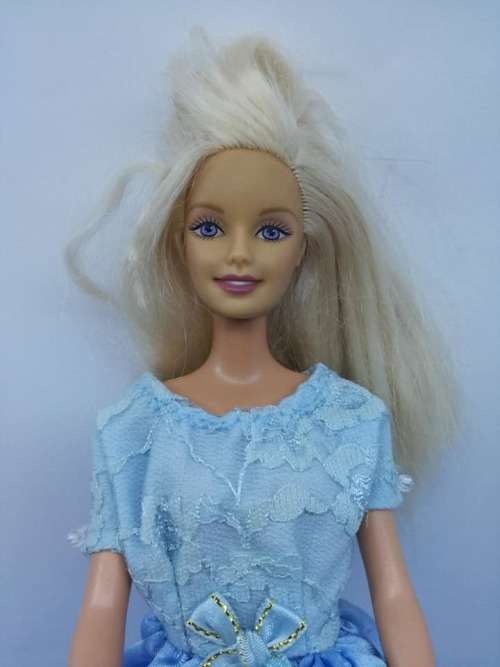 1999 Mattel Made in Indonesia Barbie