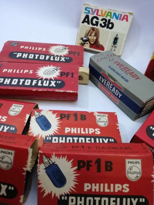 Old PF1, PF1B, PF5 globes etc. Phillips Photoflux Lot