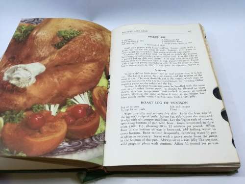 THE AMERICAN WOMANS COOK BOOK BY RUTH BEROLZHEIMER CULINARY ART VINTAGE 1948