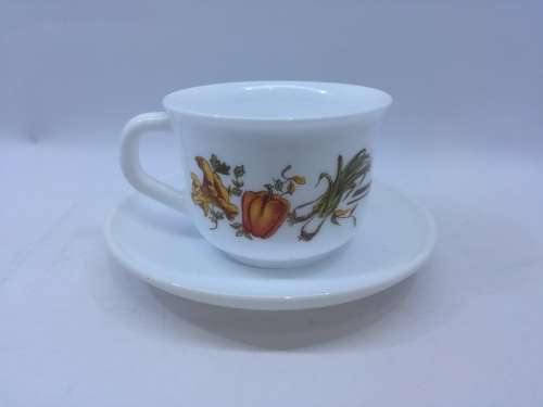 Arcopal milk glass cup and saucer - x 6