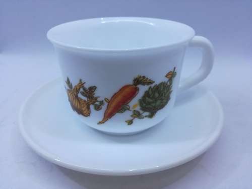 Arcopal milk glass cup and saucer - x 6