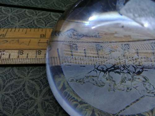 FABULOUS EDINBURGH CRYSTAL PAPERWEIGHT Sporting collection - Rugby