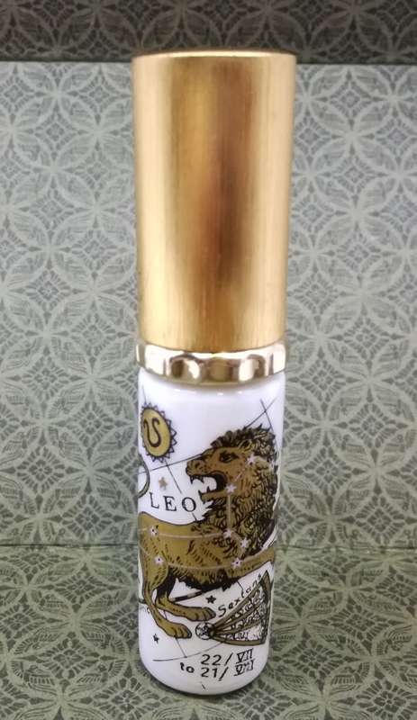 VINTAGE AEROX JAPAN PURSE REFILLABLE Leo PERFUME BOTTLE