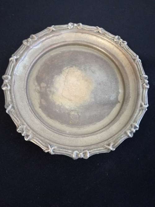 Round footed plate - epns