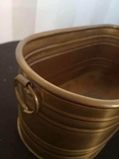 Oval Brass planter