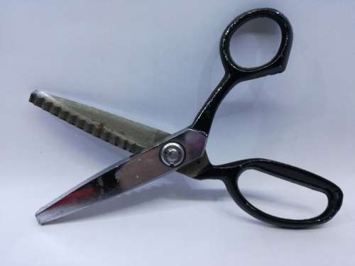 Pinking shears